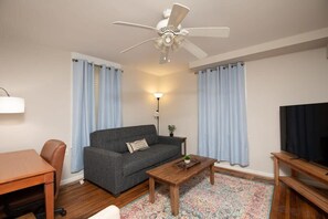 Living area - Arlington Crescent Revival - Unit 2 (Birmingham)