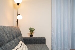 Interior - Arlington Crescent Revival - Unit 2 (Birmingham)