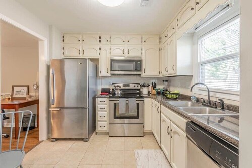 Jade Rocket City Retreat