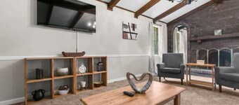 Miami Family Friendly in Forestdale