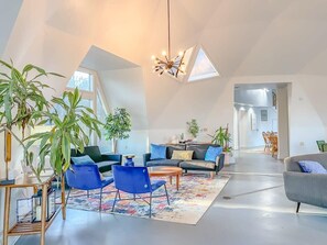 House, Multiple Beds, Patio (Bell Circle Eccentric Geodesic Dome) | Interior