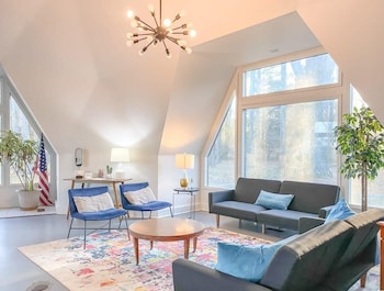 Bell Circle Eccentric Geodesic Dome-home