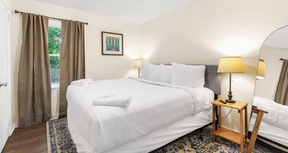 12th Ave The Bricks - Unit 6