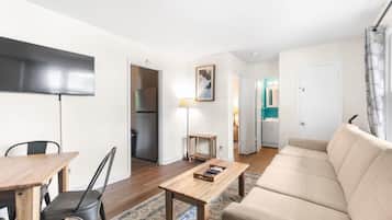 Apartment, 1 King Bed with Sofa bed, Patio, Garden View (12th Ave The Bricks - Unit 6) | Living area