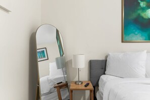 아파트, 킹사이즈침대 1개 및 소파베드, 파티오, 정원 전망 (12th Ave The Bricks - Unit 2) | 1 개의 침실, 무료 WiFi