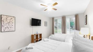 3 habitaciones, decoración personalizada y muebles diferentes