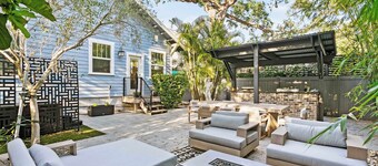 Sunset Bungalow With Hot Tub - 6ppl