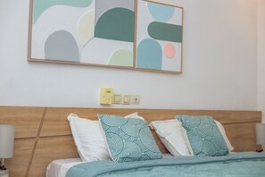 2 bedrooms, desk, iron/ironing board, free WiFi