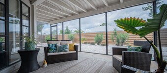 Coastal Oasis ~  Beaches, Parks, Shopping & Entertainment, Pet Friendly