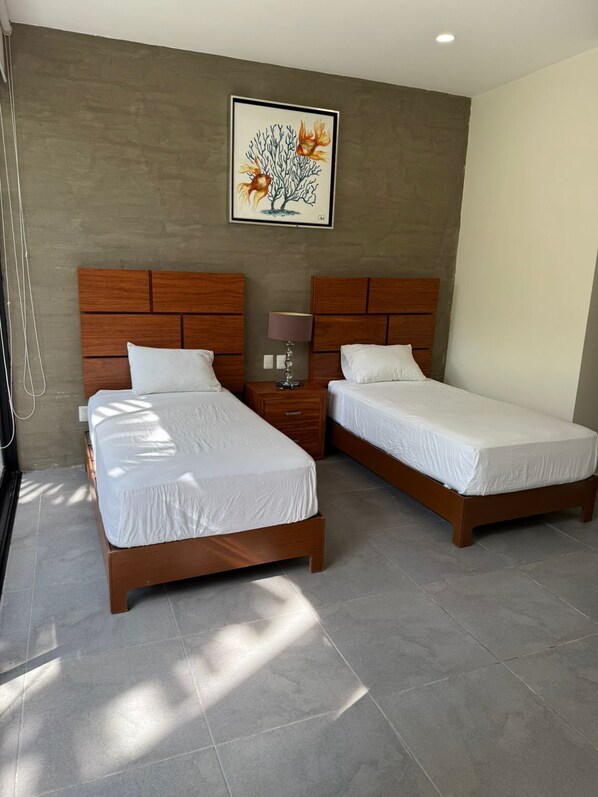 2 bedrooms, WiFi, bed sheets