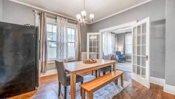 2 chambres, décoration personnalisée, ameublement personnalisé