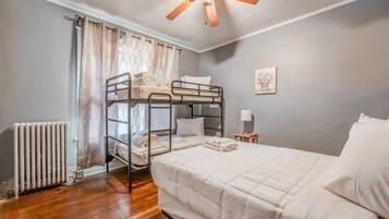 House, Multiple Beds, Patio, Garden View (Rozelle Roost Upstairs) | 2 bedrooms, individually decorated, individually furnished, bed sheets