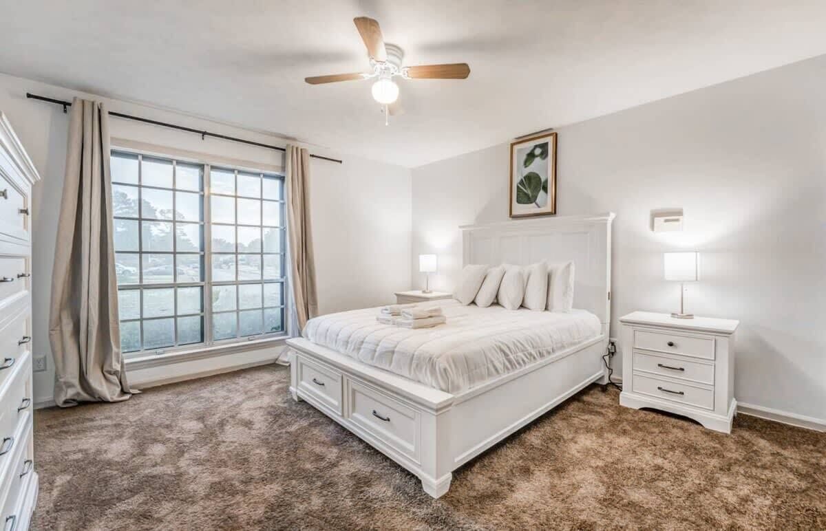 Casa, letti multipli, patio, vista giardino (Pinecrest Cottage) | 3 camere, con stile personalizzato, con arredamento individuale