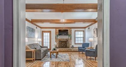 Hardwood Guesthouse