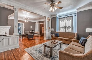 Living area - Glenview Guesthouse (Memphis)