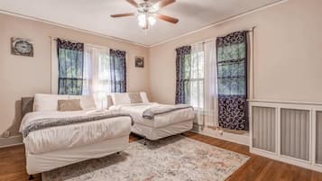 Apartment, Multiple Beds, Patio, Garden View (Avalon Nest Upstairs)