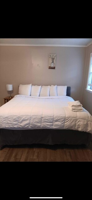 House, Multiple Beds, Patio, Garden View (Flamingo Hideaway)
