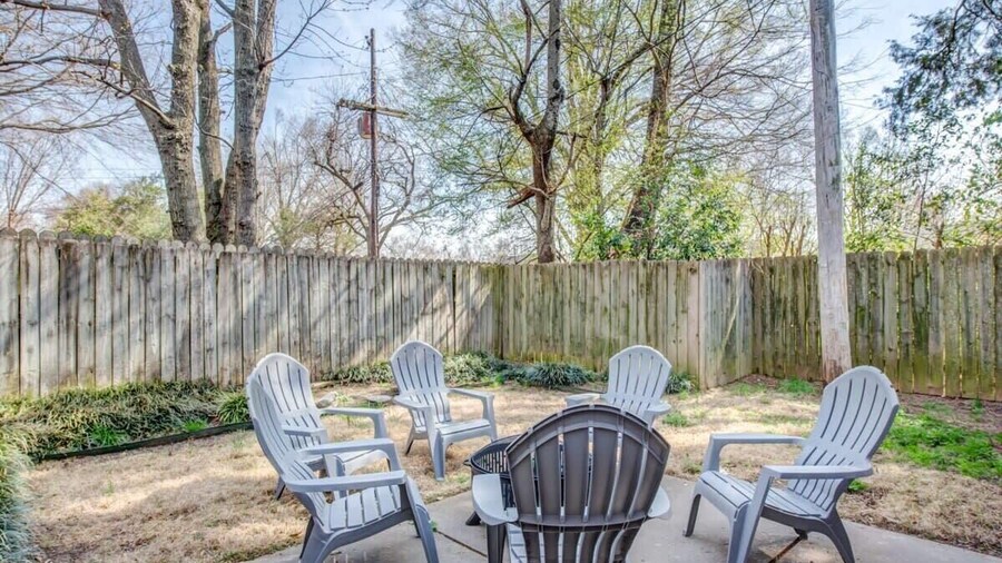 High Point House Huit Retreat 4