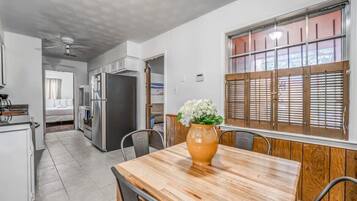 5 habitaciones, decoración personalizada y muebles diferentes