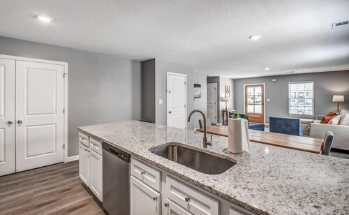 Given Grace Dreamhouse