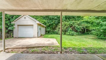 House, Multiple Beds, Patio, Garden View (Wildwind Charmer) | View from room