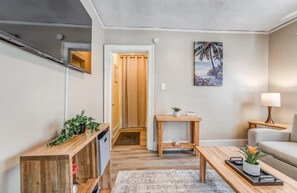 House, Multiple Beds, Patio, Garden View | Interior