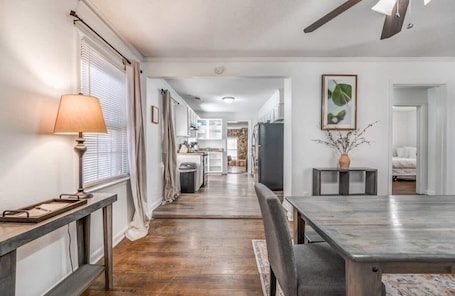 House, Multiple Beds, Patio, Garden View (Parnassus Cottage) | Interior