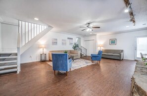House, Multiple Beds, Patio, Garden View (Parnassus Cottage) | Living area