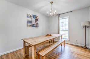 Maison, plusieurs lits, patio, vue jardin (Judy Lynn Collective) | Restauration