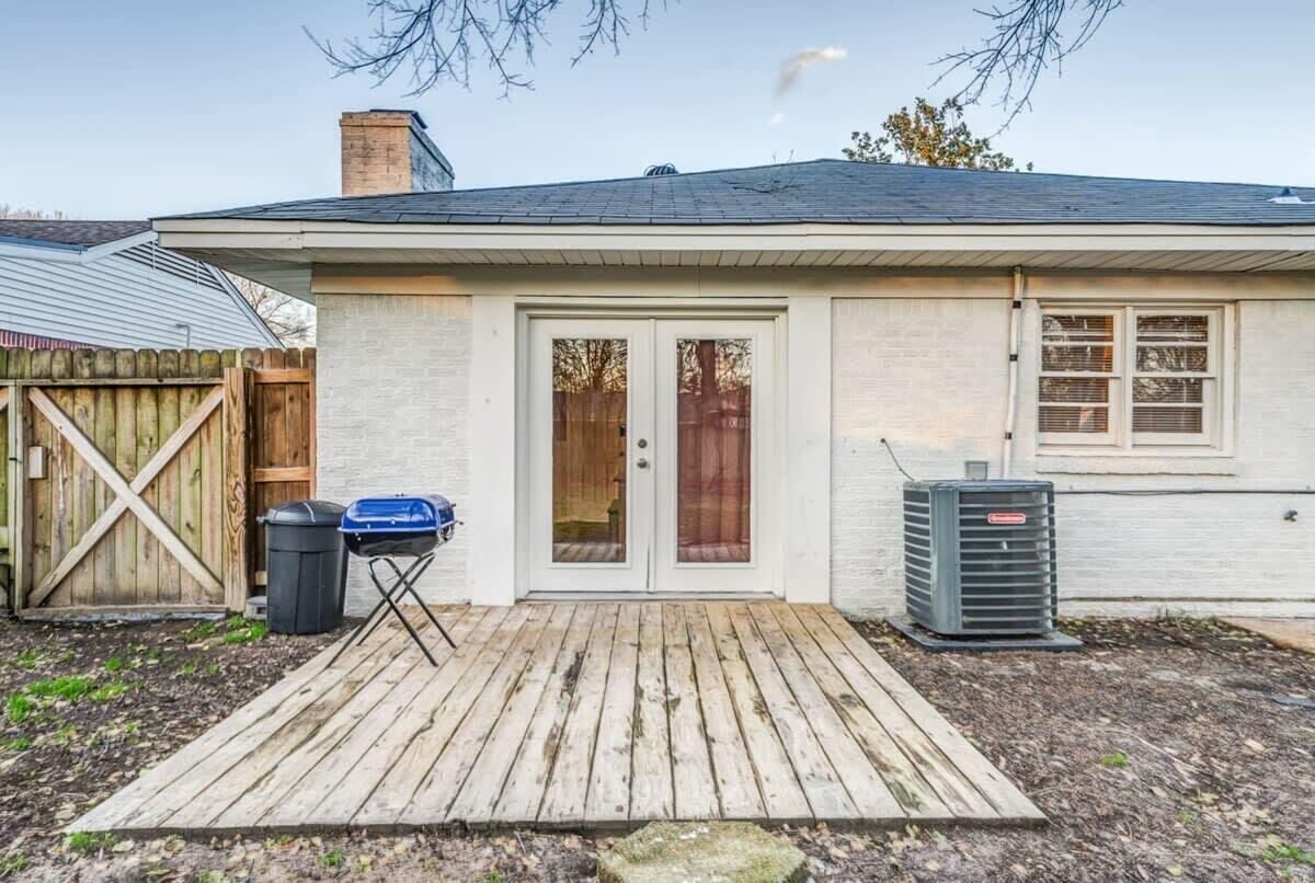 Casa, varias camas, patio, vistas al jardín (Quince Cottage) | Vistas desde la habitación