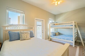 4 bedrooms, iron/ironing board, travel crib, free WiFi