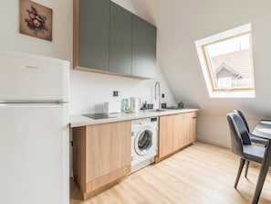 Fridge, stovetop, toaster