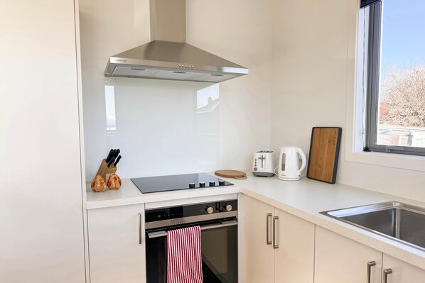 Kühlschrank, Herdplatte