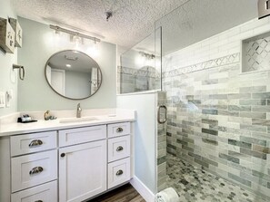 Condo, 2 Bedrooms, Balcony, Ocean View | Bathroom - Oceania Beach Club (New Smyrna Beach)