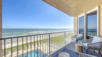 Condo, 2 habitaciones, balcón, vista al océano | Balcón