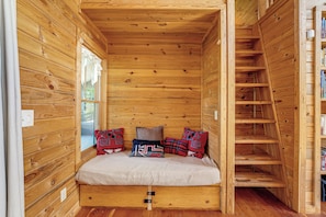 Interior - NEW! Views of Whitefish Lake, Wood Burning Fireplace, Cozy Cabin (Whitefish)