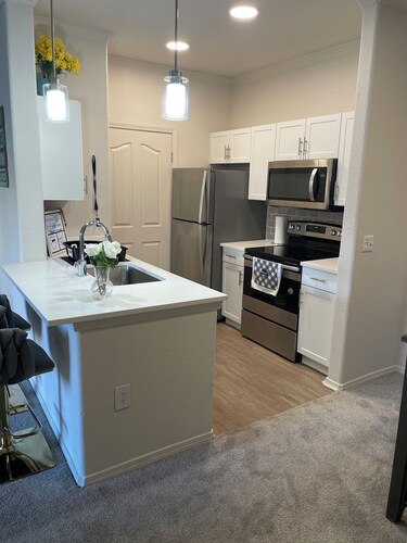 Cozy 1-bedroom apartment with AC, near downtown Phoenix