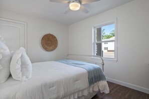 2 chambres, bureau, fer et planche à repasser, Wi-Fi gratuit