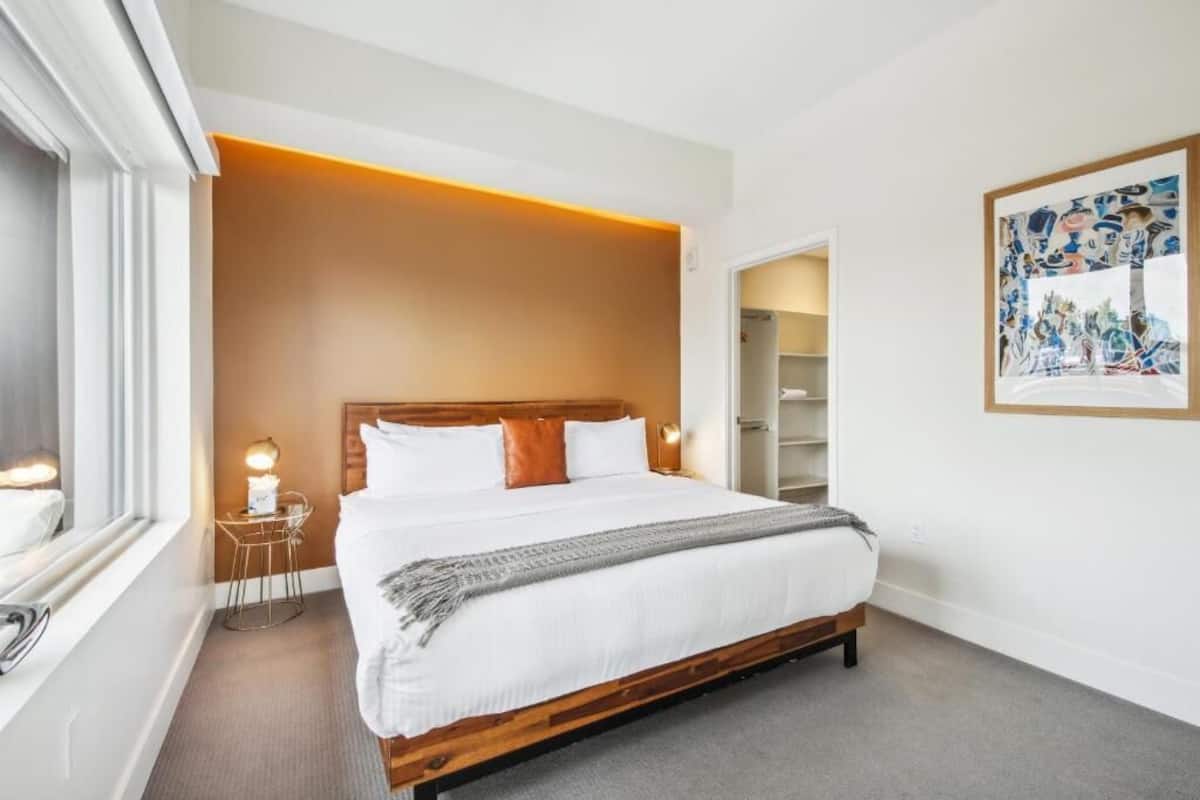 Appartamento, 1 camera da letto, vista montagna | Una scrivania, postazione laptop, ferro/asse da stiro, Wi-Fi gratuito