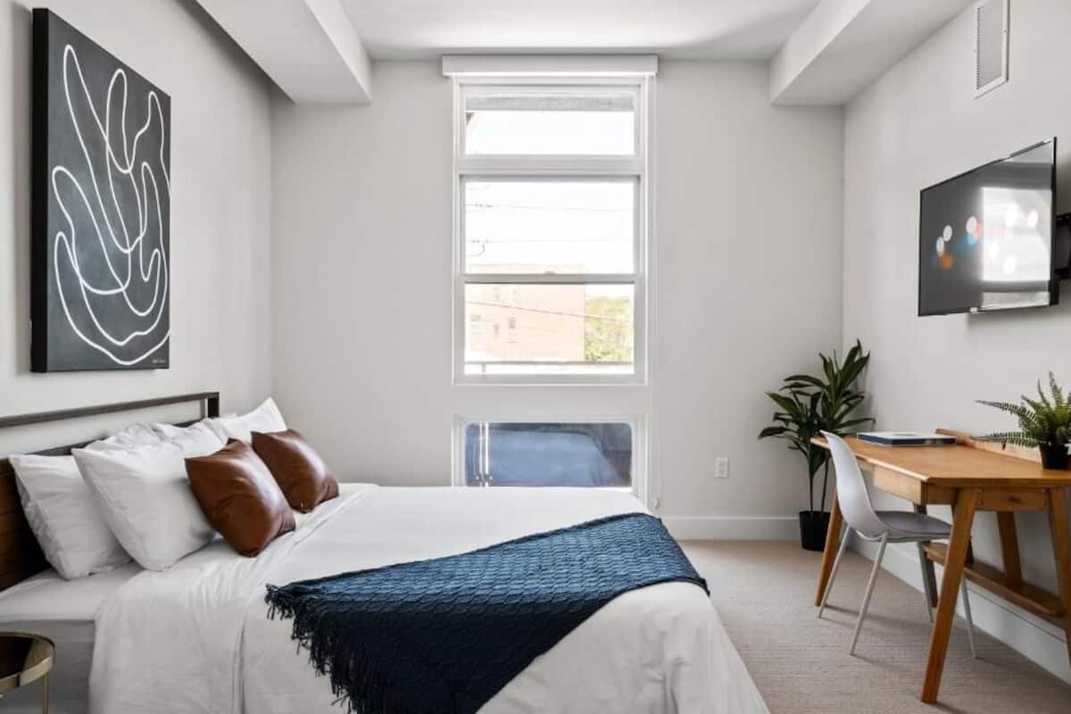 Appartamento, 2 camere da letto, vista montagna | Una scrivania, postazione laptop, ferro/asse da stiro, Wi-Fi gratuito