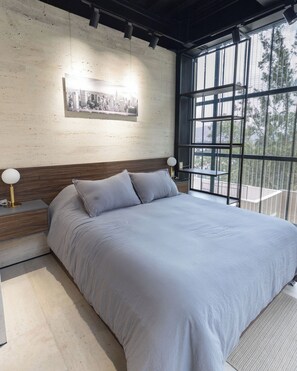 2 habitaciones, tabla de planchar con plancha y acceso a internet