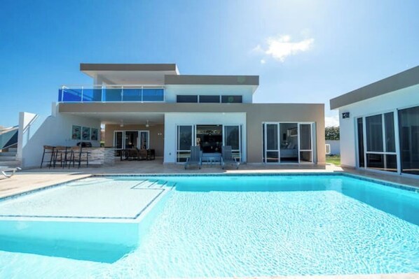 Pool - Ocean View • Style • Freedom (Casa Linda)