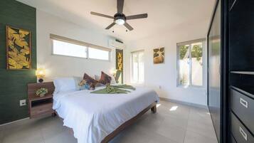 3 habitaciones, tabla de planchar con plancha, wifi y ropa de cama