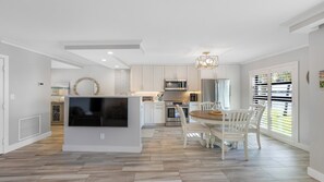 صورة غير مصنفة، 3 من 24، زرّ