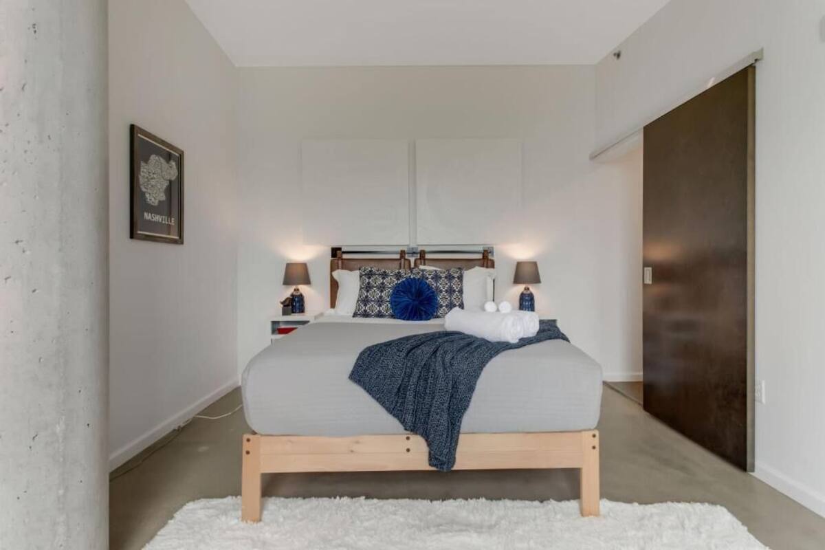 Condo, 1 Bedroom, City View