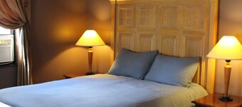 Hickory House, in charming South Park near UD Campus and Miami Valley Hospital