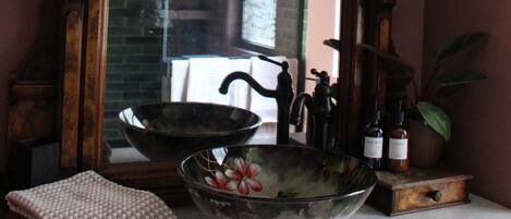 Hair dryer, towels, soap, shampoo