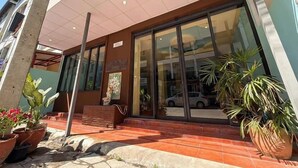 Fachada da propriedade