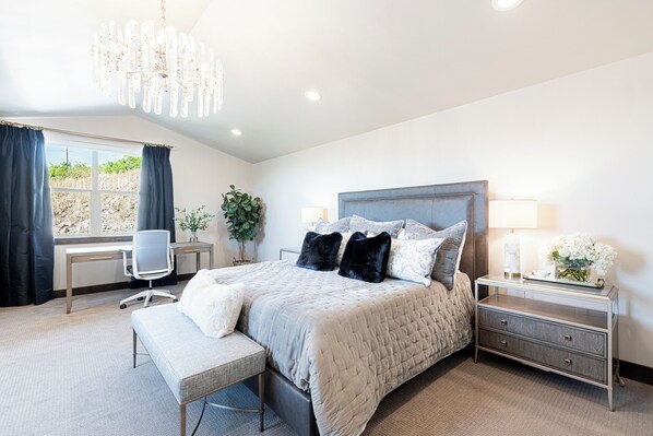 4 bedrooms, iron/ironing board, free WiFi