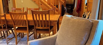 Luxury Cabin Near Sunday River - Sleeps 13, A/C, Hot Tub, 21' Gazebo, Generator